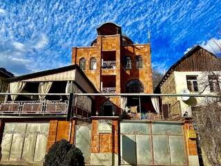 Отели типа «постель и завтрак» Magnit B & B Дилижан-1